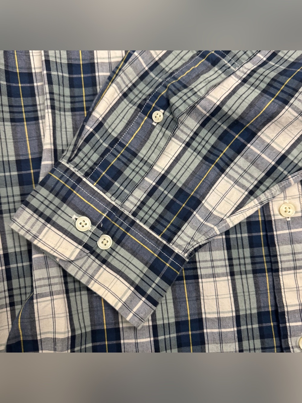 NWT Filson Button Down Shirt 👔 - Picture 4 of 7